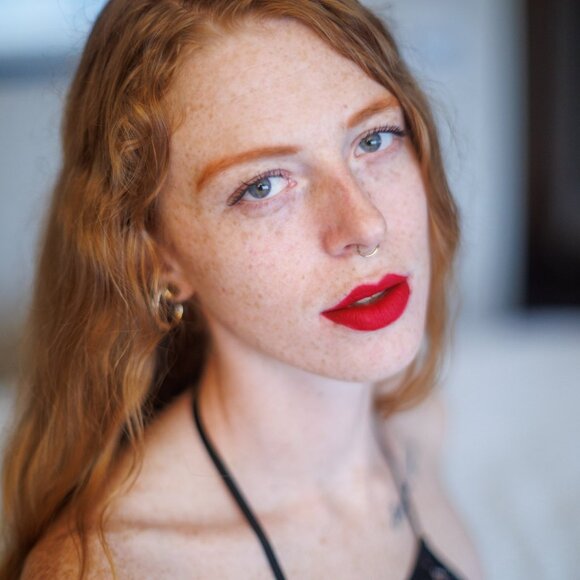 Meet your Posher, Freydís! - Picture 1 of 3